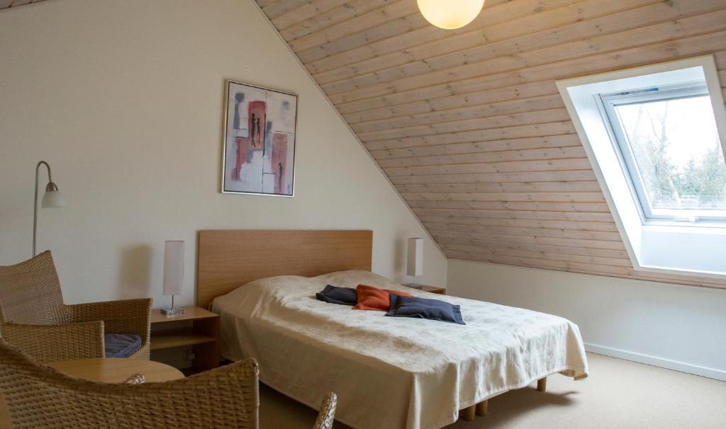 Landal Seawest Resort Norre Nebel Room photo