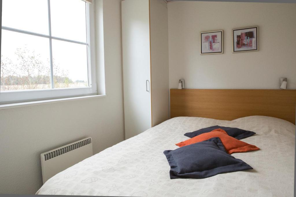 Landal Seawest Resort Norre Nebel Room photo